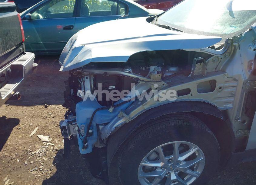 Photo 17 of 2022 Chevrolet Equinox FWD LT (VIN 3GNAXKEV8NL180586)