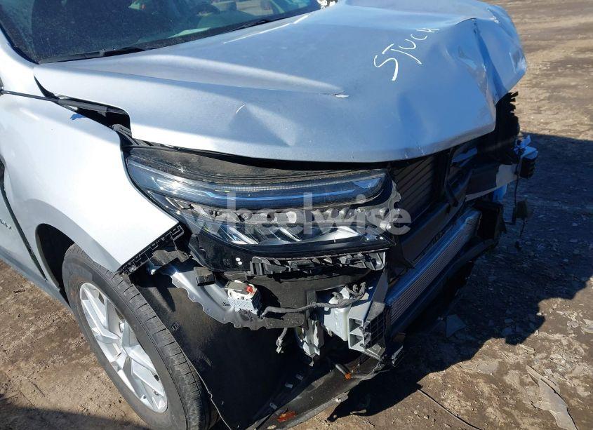 Photo 18 of 2022 Chevrolet Equinox FWD LT (VIN 3GNAXKEV8NL180586)