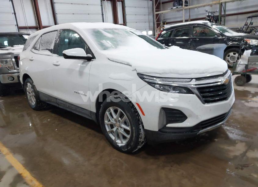 2022 Chevrolet Equinox FWD LT (VIN 3GNAXKEV8NL190907) main photo