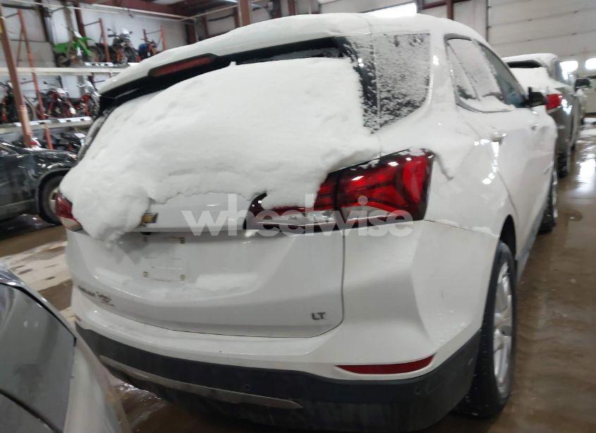 Photo 16 of 2022 Chevrolet Equinox FWD LT (VIN 3GNAXKEV8NL190907)