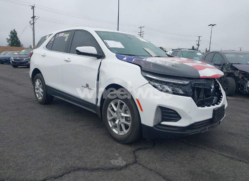 2022 Chevrolet Equinox FWD LT (VIN 3GNAXKEV8NL289050) main photo