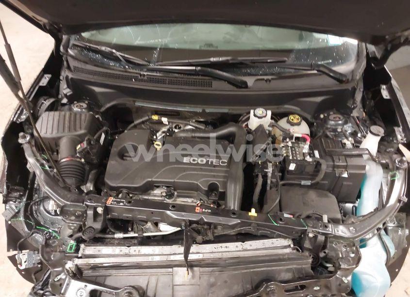 Photo 10 of 2022 Chevrolet Equinox FWD LT (VIN 3GNAXKEV8NS218095)