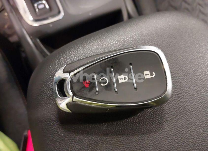 Photo 11 of 2022 Chevrolet Equinox FWD LT (VIN 3GNAXKEV8NS218095)
