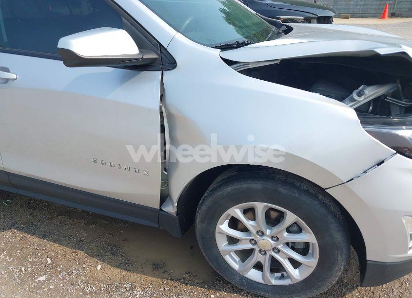 Photo 17 of 2019 Chevrolet Equinox LT (VIN 3GNAXKEV9KS504114)