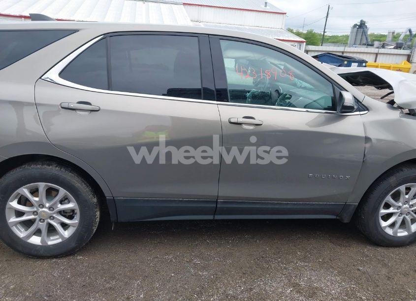 Photo 14 of 2019 Chevrolet Equinox LT (VIN 3GNAXKEV9KS509328)