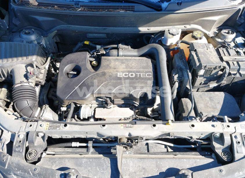 Photo 10 of 2019 Chevrolet Equinox LT (VIN 3GNAXKEV9KS509927)