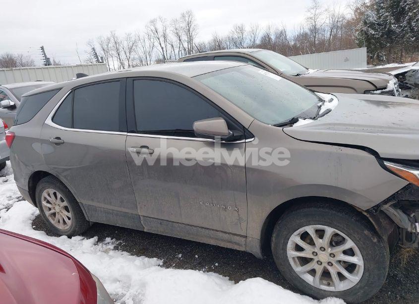 Photo 13 of 2019 Chevrolet Equinox LT (VIN 3GNAXKEV9KS512956)