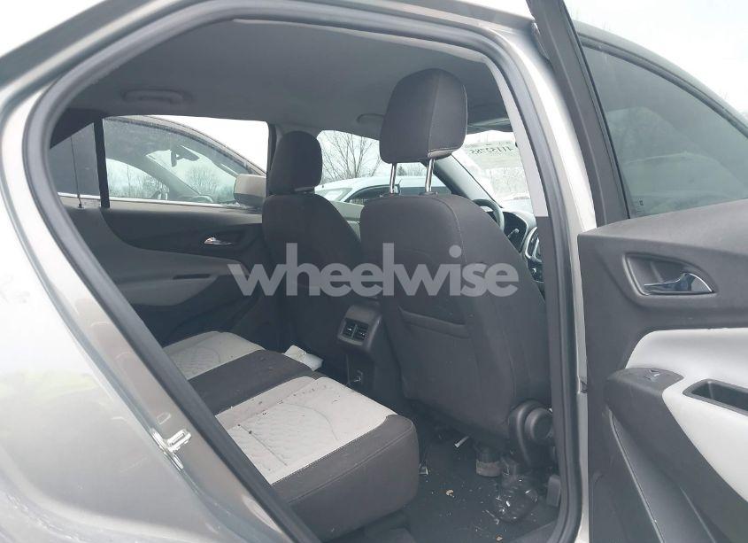 Photo 8 of 2019 Chevrolet Equinox LT (VIN 3GNAXKEV9KS512956)