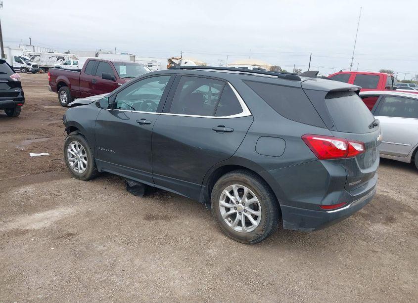 Photo 3 of 2019 Chevrolet Equinox LT (VIN 3GNAXKEV9KS515338)