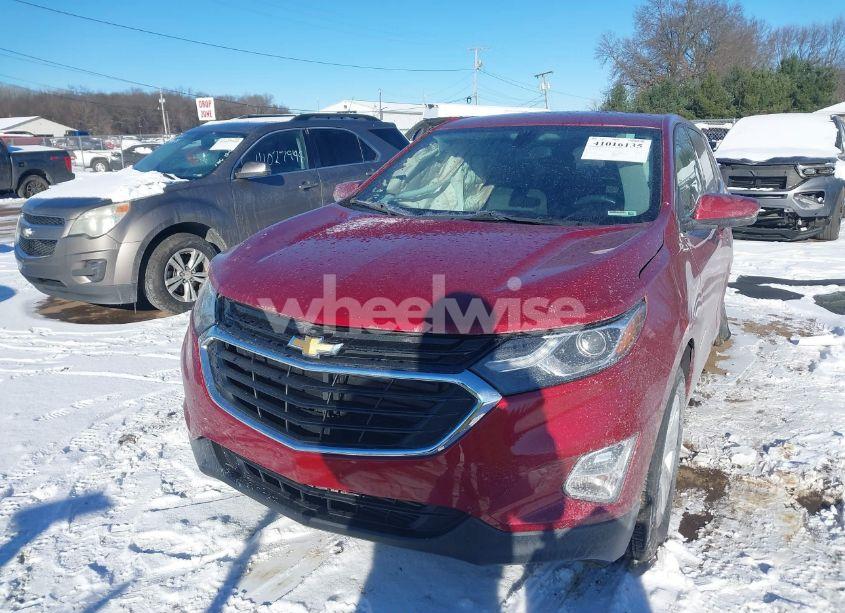 Photo 2 of 2019 Chevrolet Equinox LT (VIN 3GNAXKEV9KS546976)