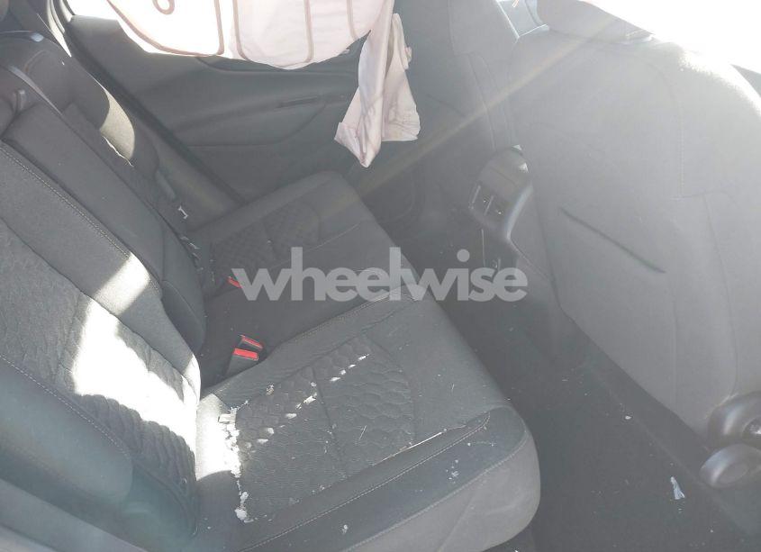 Photo 8 of 2019 Chevrolet Equinox LT (VIN 3GNAXKEV9KS546976)