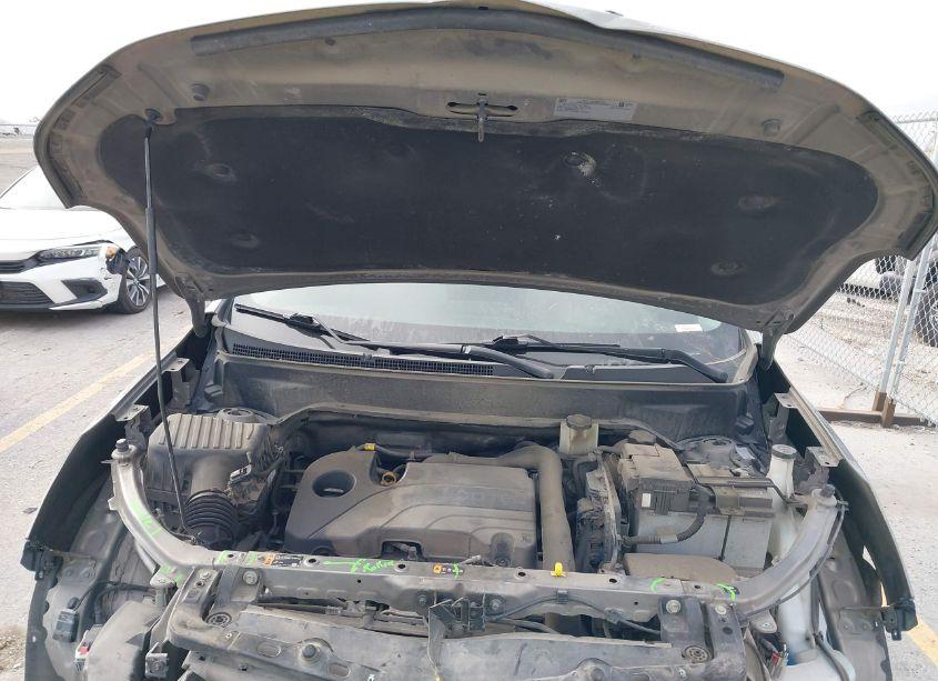 Photo 10 of 2019 Chevrolet Equinox LT (VIN 3GNAXKEV9KS569898)