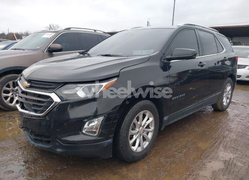 Photo 2 of 2020 Chevrolet Equinox FWD LT 1.5L TURBO (VIN 3GNAXKEV9LL177614)