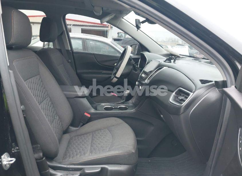 Photo 5 of 2020 Chevrolet Equinox FWD LT 1.5L TURBO (VIN 3GNAXKEV9LL177614)