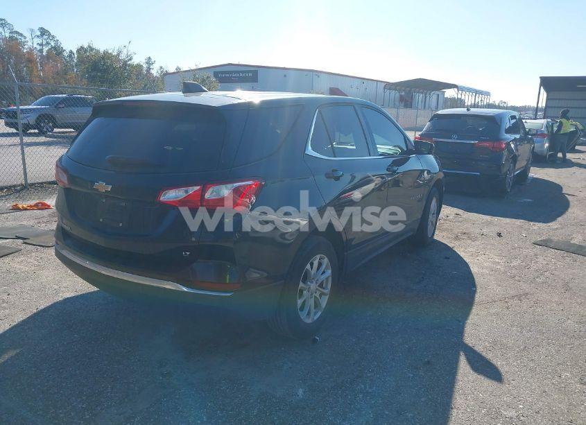 Photo 4 of 2020 Chevrolet Equinox FWD LT 1.5L TURBO (VIN 3GNAXKEV9LL316477)