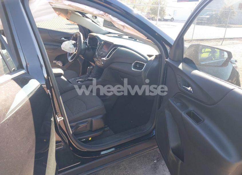 Photo 5 of 2020 Chevrolet Equinox FWD LT 1.5L TURBO (VIN 3GNAXKEV9LL316477)