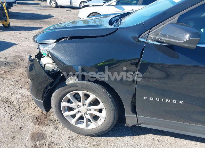 Photo 6 of 2020 Chevrolet Equinox FWD LT 1.5L TURBO (VIN 3GNAXKEV9LL316477)