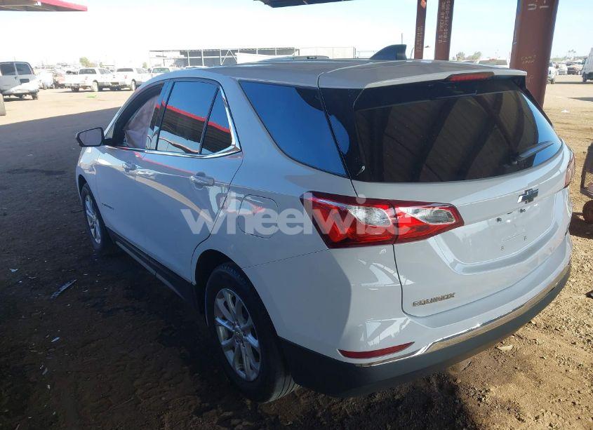 Photo 3 of 2020 Chevrolet Equinox FWD LT 1.5L TURBO (VIN 3GNAXKEV9LS620480)