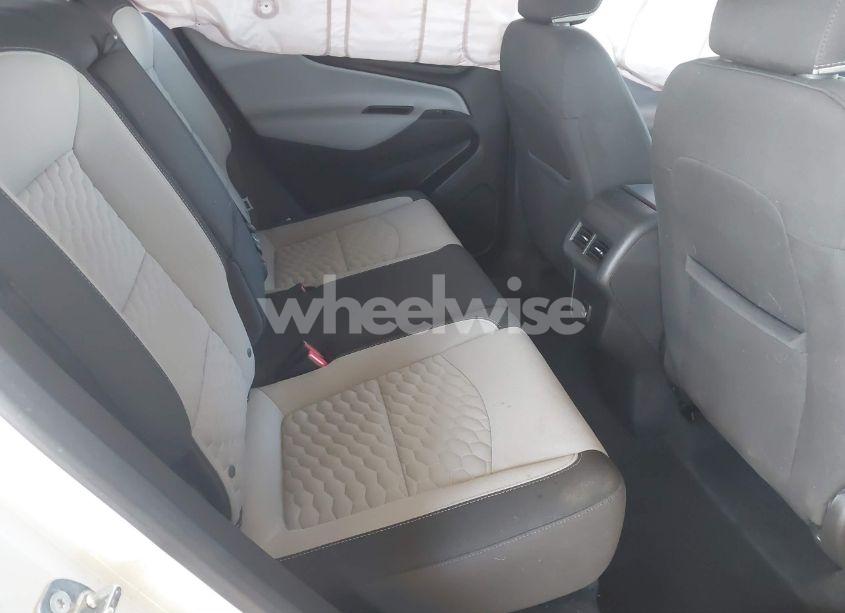 Photo 8 of 2020 Chevrolet Equinox FWD LT 1.5L TURBO (VIN 3GNAXKEV9LS620480)