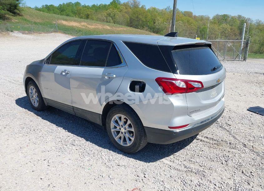 Photo 3 of 2020 Chevrolet Equinox FWD LT 1.5L TURBO (VIN 3GNAXKEV9LS687807)
