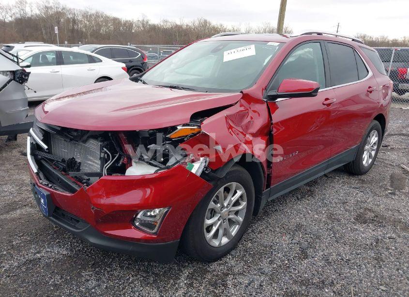 Photo 2 of 2021 Chevrolet Equinox FWD LT (VIN 3GNAXKEV9ML323222)
