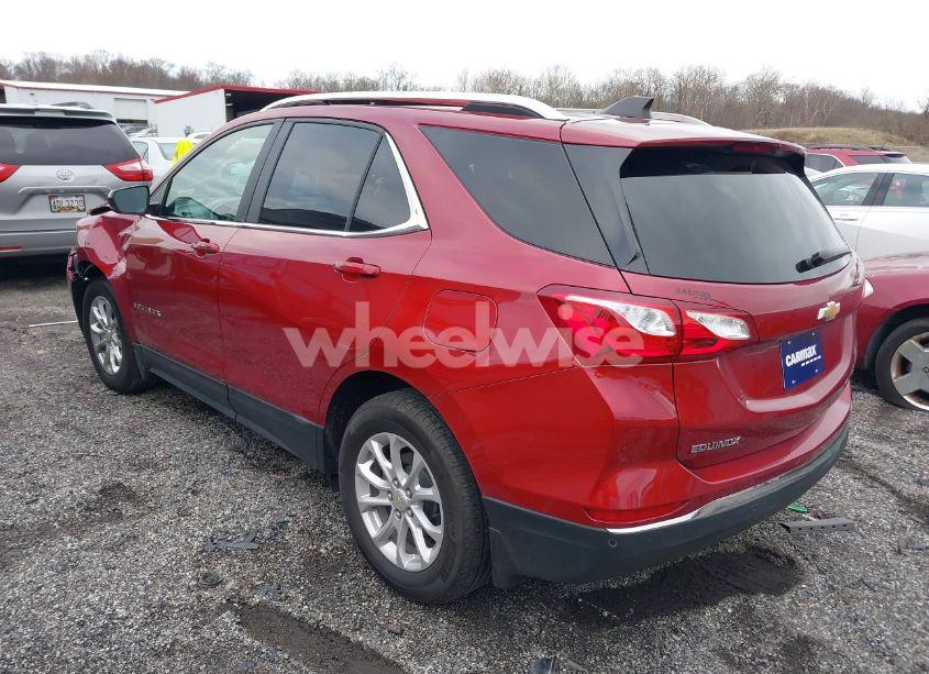Photo 3 of 2021 Chevrolet Equinox FWD LT (VIN 3GNAXKEV9ML323222)