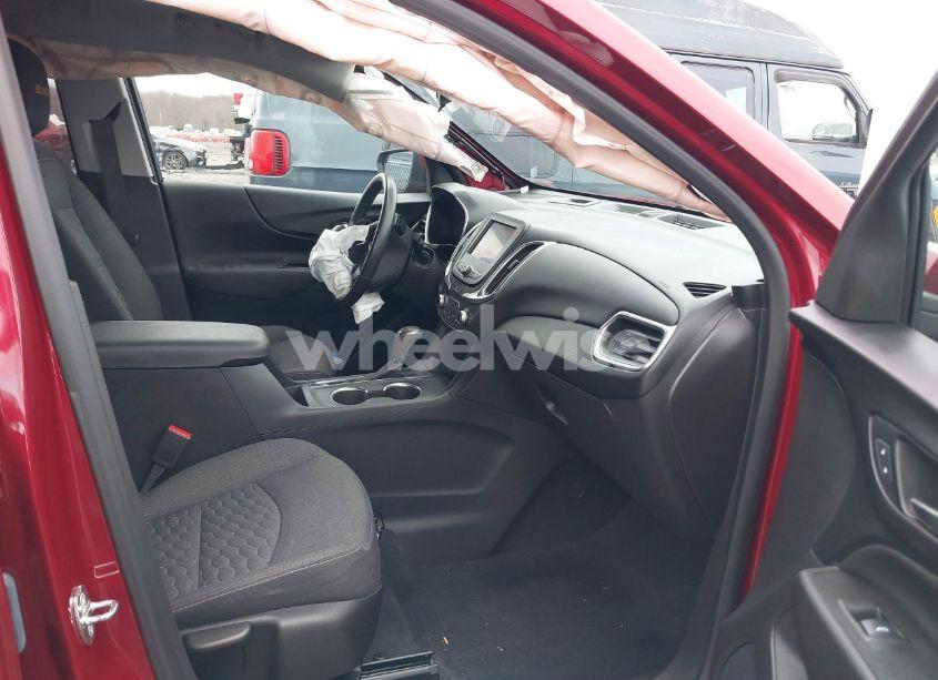 Photo 5 of 2021 Chevrolet Equinox FWD LT (VIN 3GNAXKEV9ML323222)