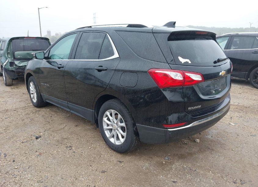 Photo 3 of 2021 Chevrolet Equinox FWD LT (VIN 3GNAXKEV9ML327156)