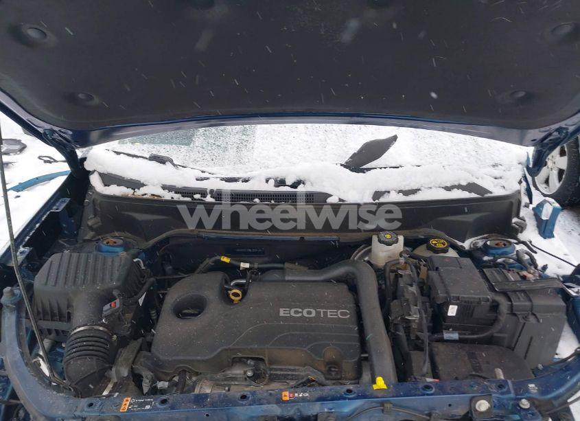 Photo 10 of 2021 Chevrolet Equinox (VIN 3GNAXKEV9ML383419)