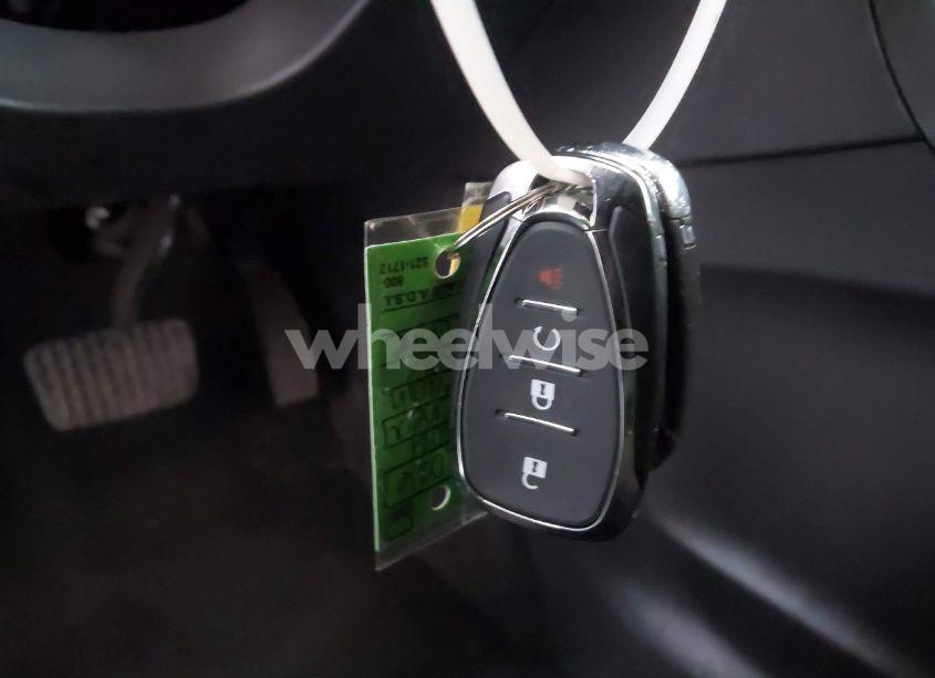 Photo 11 of 2021 Chevrolet Equinox FWD LT (VIN 3GNAXKEV9MS101026)