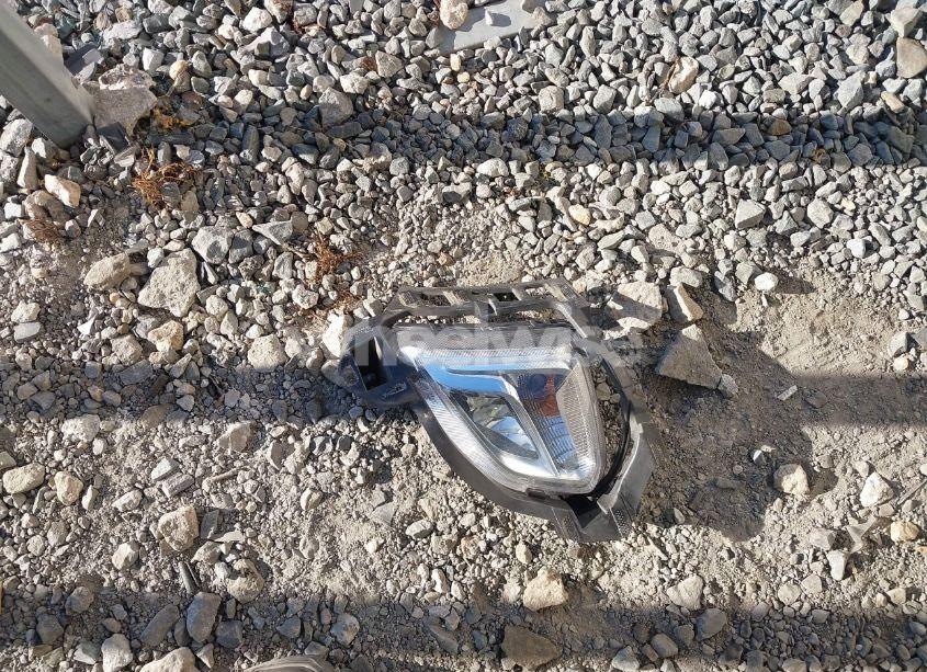 Photo 12 of 2021 Chevrolet Equinox FWD LT (VIN 3GNAXKEV9MS106663)