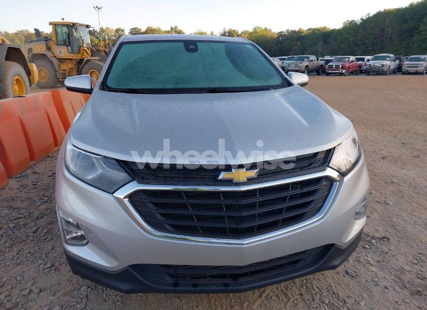 Photo 12 of 2021 Chevrolet Equinox FWD LT (VIN 3GNAXKEV9MS111622)