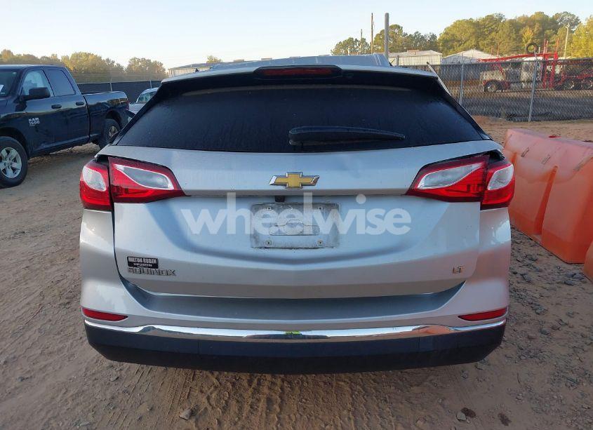Photo 16 of 2021 Chevrolet Equinox FWD LT (VIN 3GNAXKEV9MS111622)