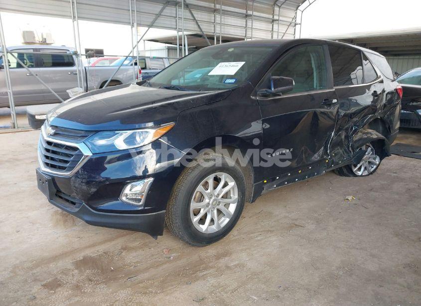 Photo 2 of 2021 Chevrolet Equinox FWD LT (VIN 3GNAXKEV9MS122149)