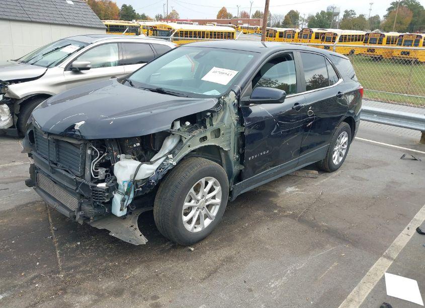 Photo 2 of 2021 Chevrolet Equinox FWD LT (VIN 3GNAXKEV9MS138304)