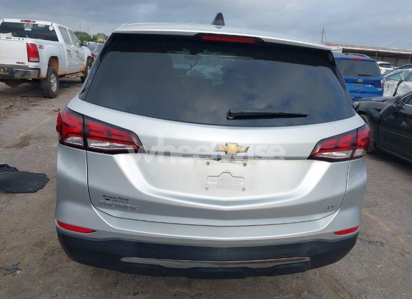 Photo 16 of 2022 Chevrolet Equinox FWD LT (VIN 3GNAXKEV9NL268398)