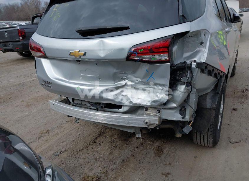 Photo 6 of 2022 Chevrolet Equinox FWD LT (VIN 3GNAXKEV9NL268515)