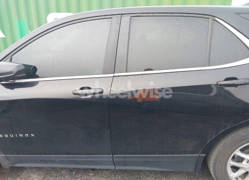 Photo 15 of 2022 Chevrolet Equinox FWD LT (VIN 3GNAXKEV9NL283080)