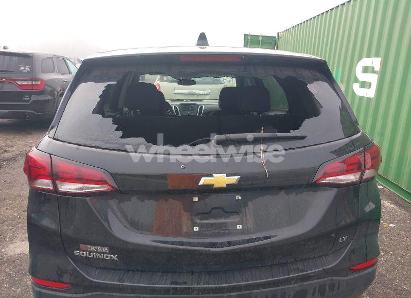 Photo 6 of 2022 Chevrolet Equinox FWD LT (VIN 3GNAXKEV9NL283080)