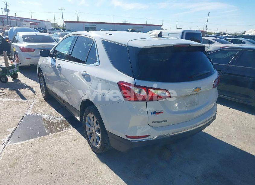 Photo 3 of 2019 Chevrolet Equinox LT (VIN 3GNAXKEVXKL200302)
