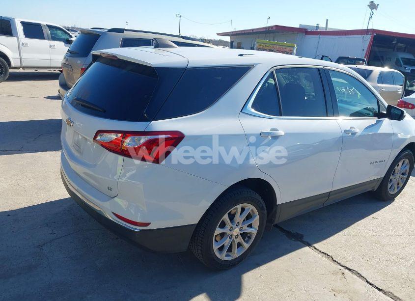 Photo 4 of 2019 Chevrolet Equinox LT (VIN 3GNAXKEVXKL200302)