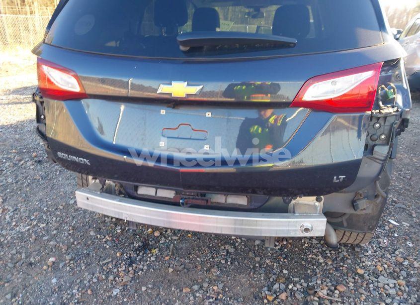 Photo 18 of 2019 Chevrolet Equinox LT (VIN 3GNAXKEVXKL243487)