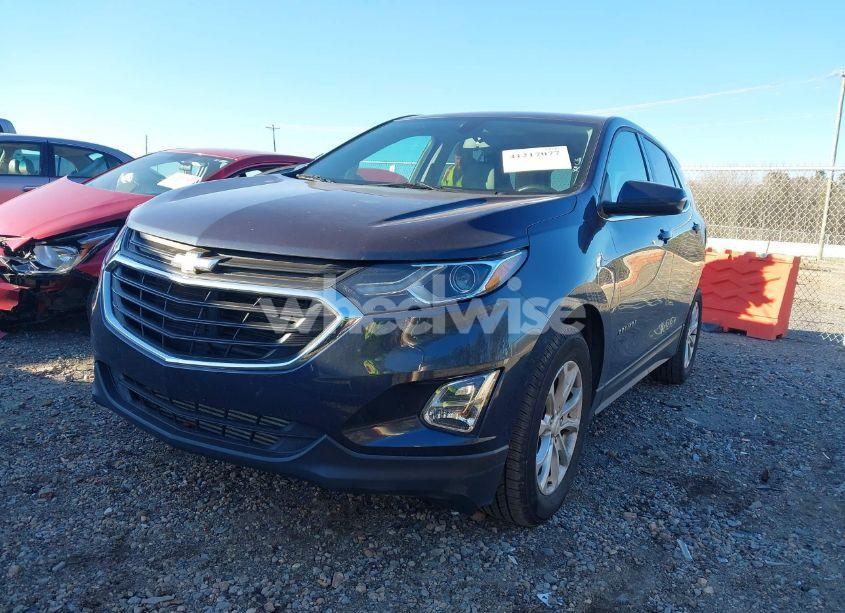 Photo 2 of 2019 Chevrolet Equinox LT (VIN 3GNAXKEVXKL243487)