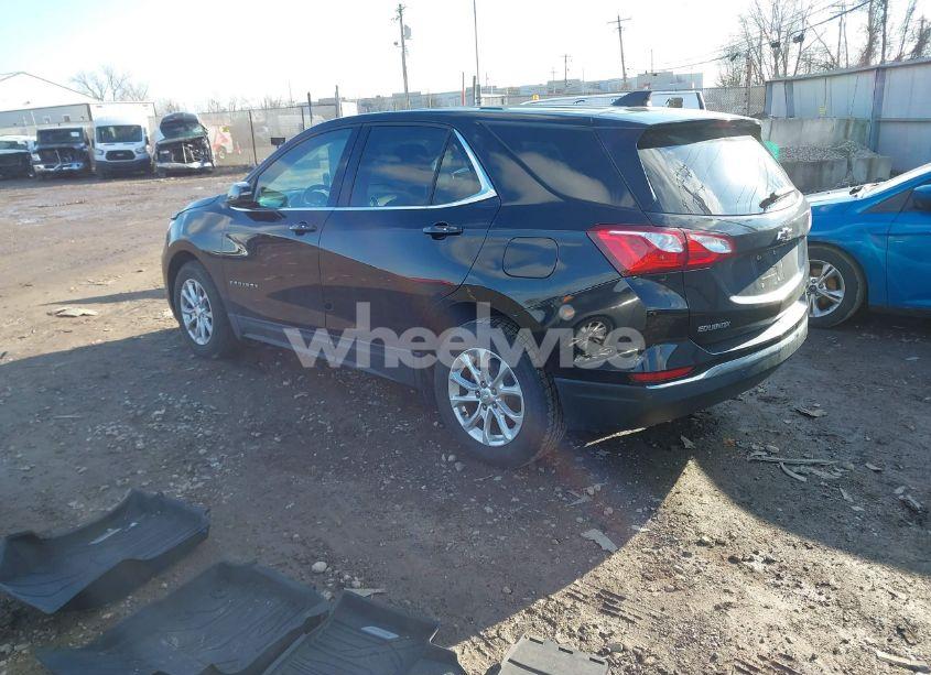 Photo 3 of 2019 Chevrolet Equinox LT (VIN 3GNAXKEVXKL347199)
