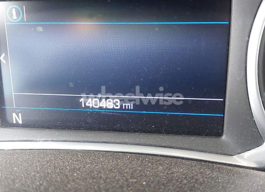 Photo 16 of 2019 Chevrolet Equinox LT (VIN 3GNAXKEVXKS524596)