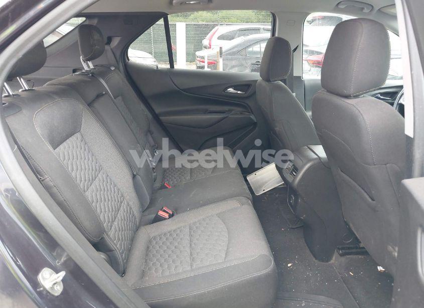 Photo 8 of 2019 Chevrolet Equinox LT (VIN 3GNAXKEVXKS524596)