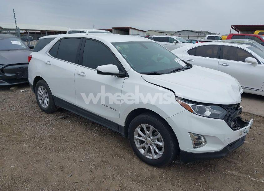 2019 Chevrolet Equinox LT (VIN 3GNAXKEVXKS528342) main photo