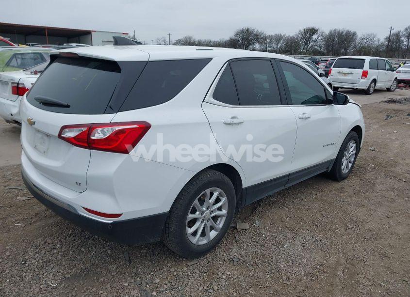 Photo 4 of 2019 Chevrolet Equinox LT (VIN 3GNAXKEVXKS528342)