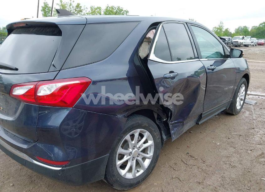 Photo 6 of 2019 Chevrolet Equinox LT (VIN 3GNAXKEVXKS547103)