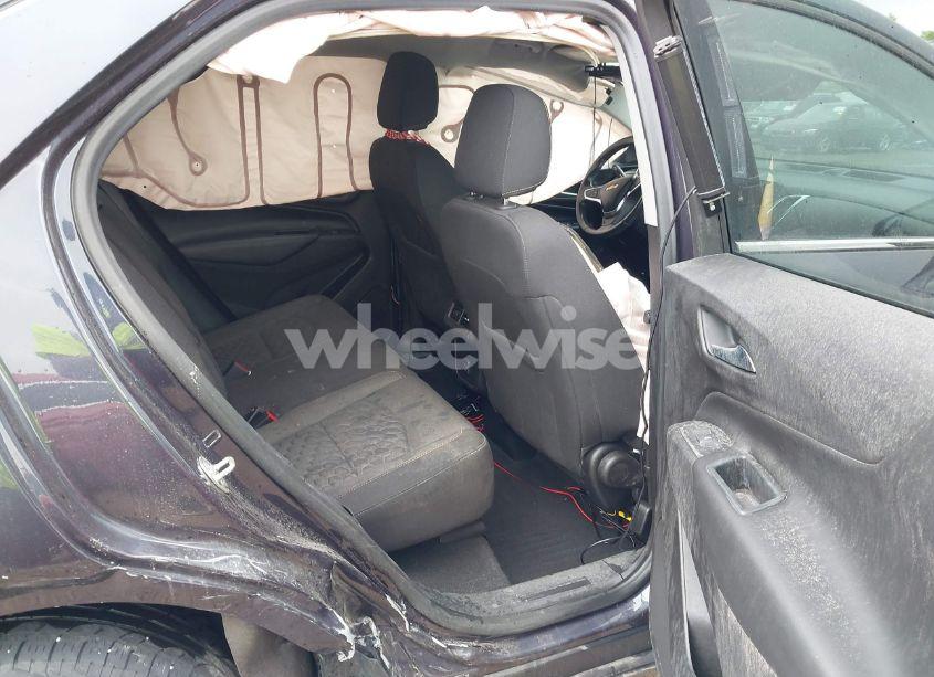 Photo 8 of 2019 Chevrolet Equinox LT (VIN 3GNAXKEVXKS547103)